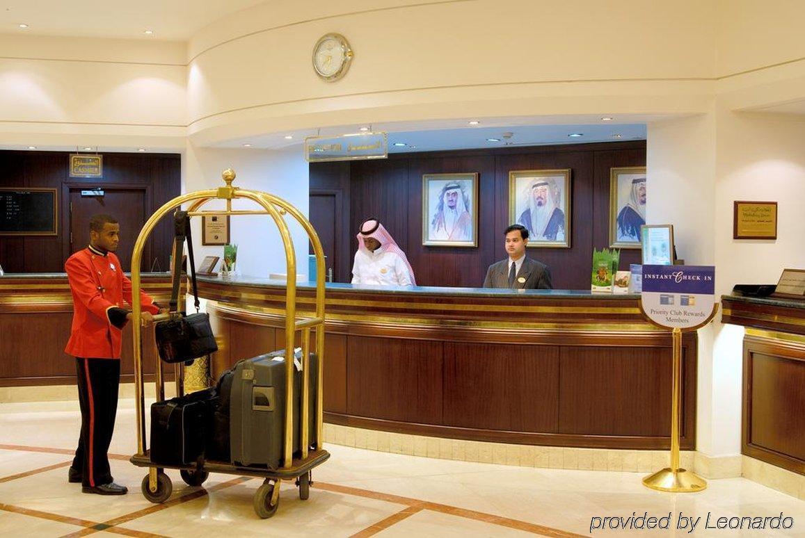 Holiday Inn Al Salam Джедда Интерьер фото