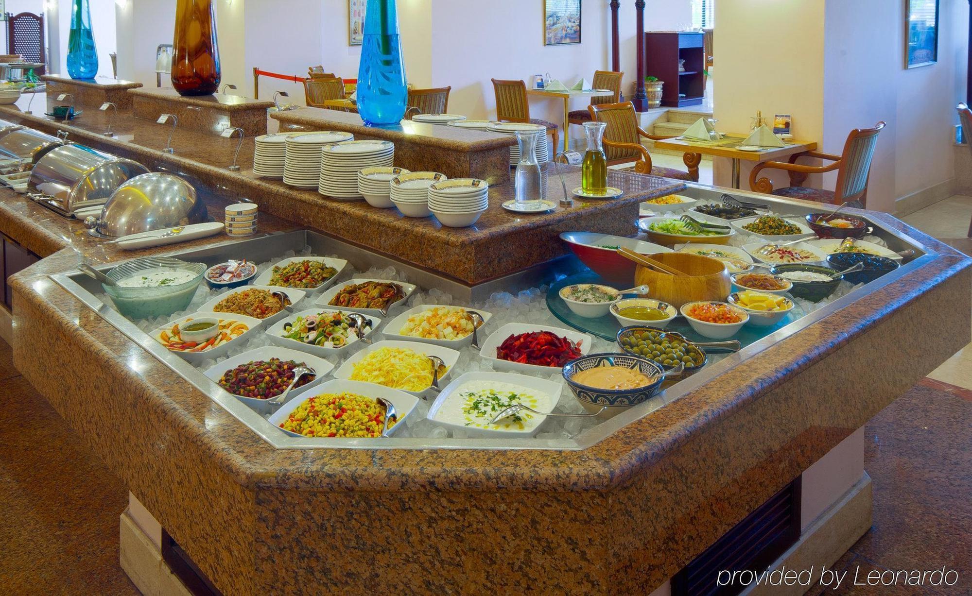 Holiday Inn Al Salam Джедда Ресторан фото