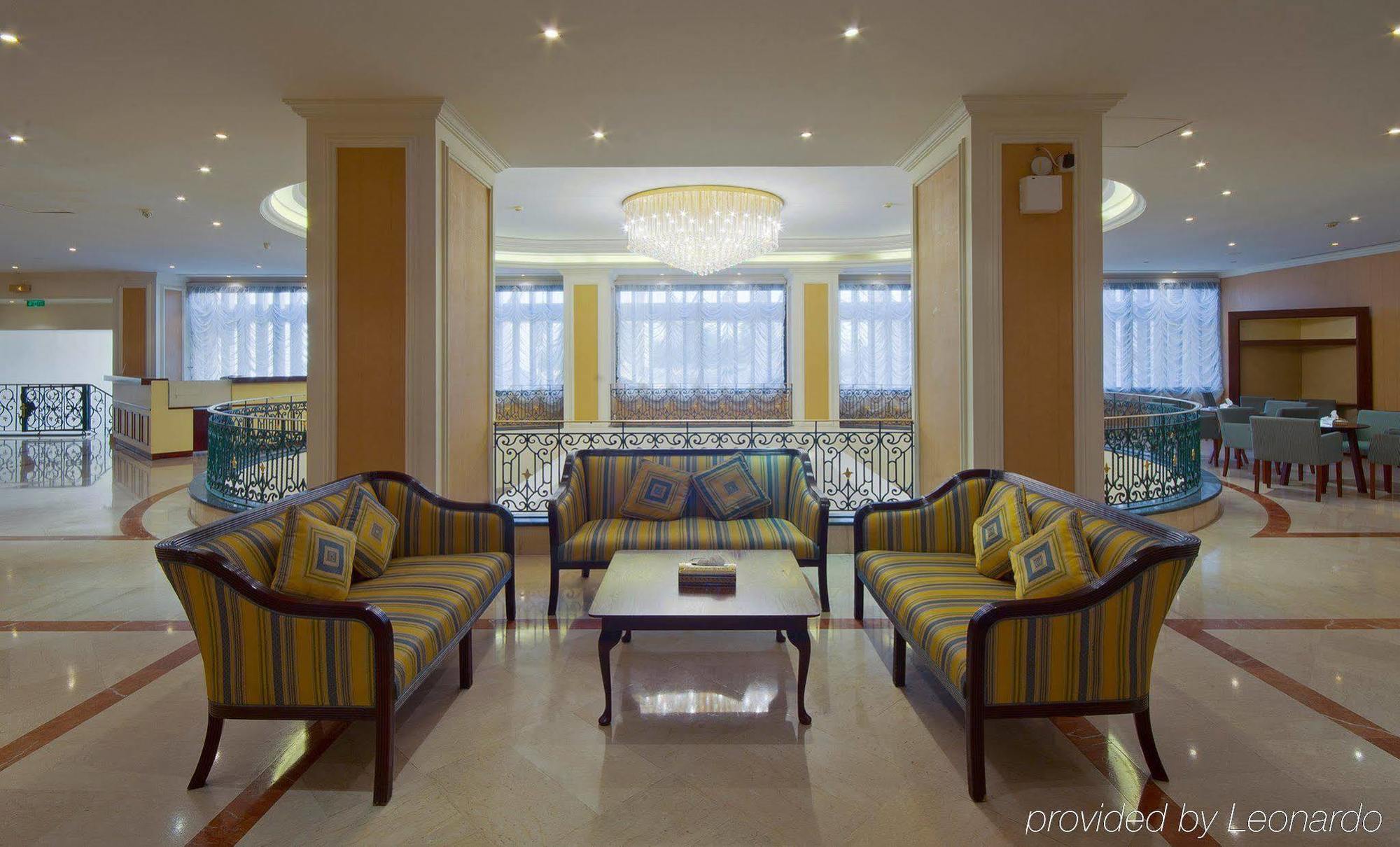 Holiday Inn Al Salam Джедда Интерьер фото